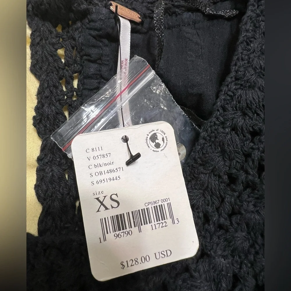 Free People Megan Crochet Top in Black Size XS NWT